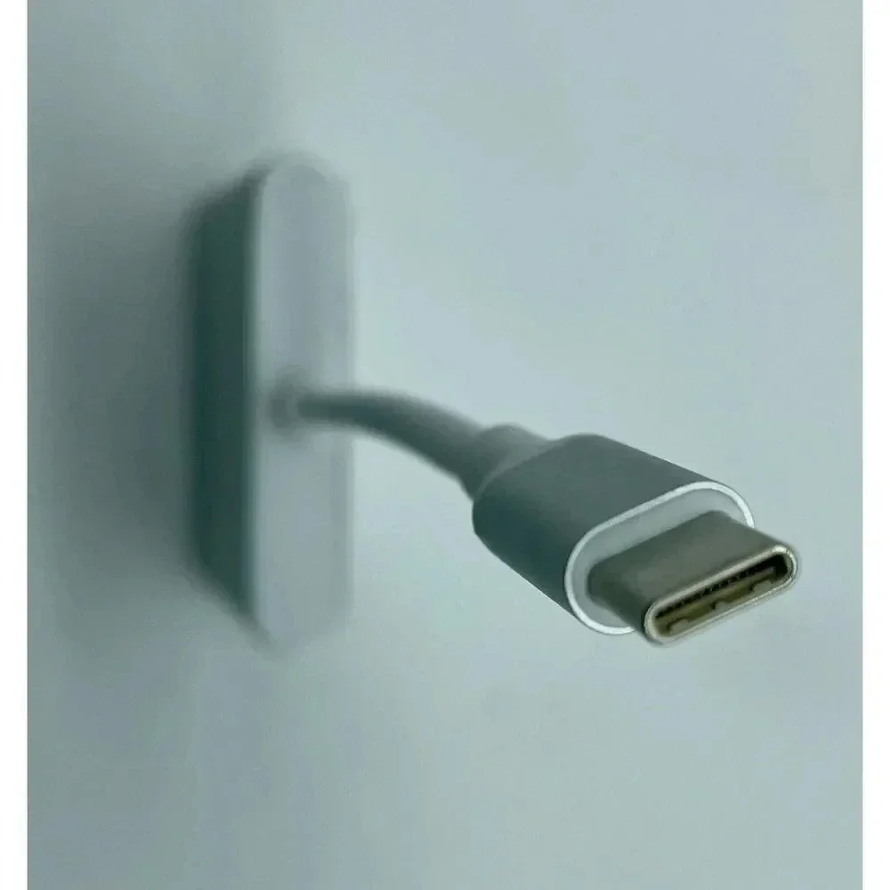 Battony USB C Multiport AV Adapter with 4K HDMI‎ Output USB 3.0 Port & USB-C/F